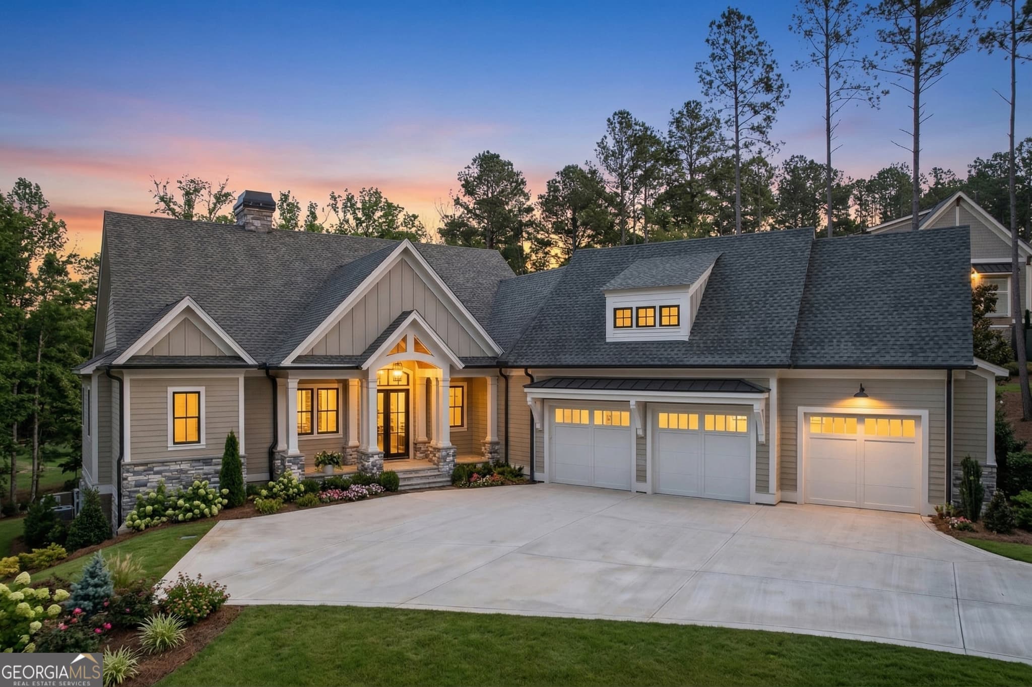 6 bedroom, 7 bathroom, 5,025 sq ft single family residence for sale at 1051 Oliver Creek, Greensboro, GA 30642 — photo 1 of 59