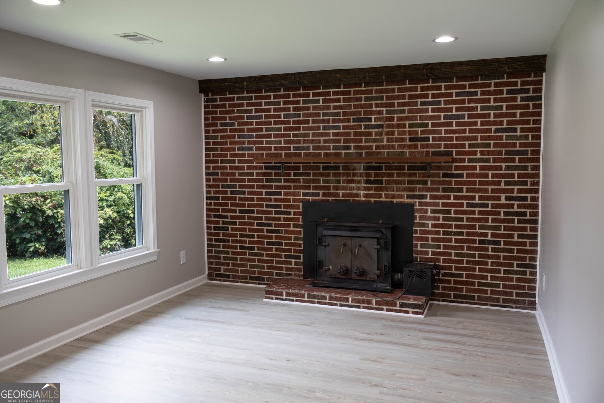 3 bedroom, 2 bathroom, 1,362 sq ft single family residence for sale at 2292 Blacksnake Road, Mount Airy, GA 30563 — photo 10