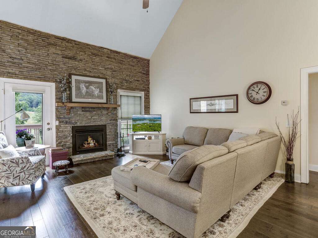3 bedroom, 3.5 bathroom single family residence for sale at 115 Country Club View, Hayesville, NC 28904 — photo 6