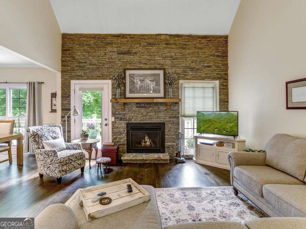 3 bedroom, 3.5 bathroom single family residence for sale at 115 Country Club View, Hayesville, NC 28904 — photo 5