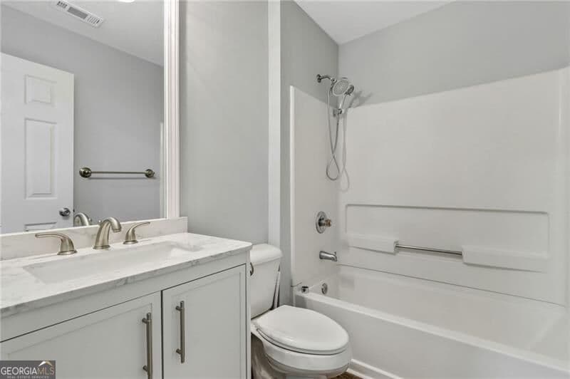 4 bedroom, 3 bathroom, 2,135 sq ft single family residence for sale at 412 Eglington Trail, Locust Grove, GA 30248 — photo 7
