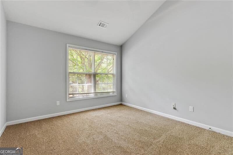 4 bedroom, 3 bathroom, 2,135 sq ft single family residence for sale at 412 Eglington Trail, Locust Grove, GA 30248 — photo 5