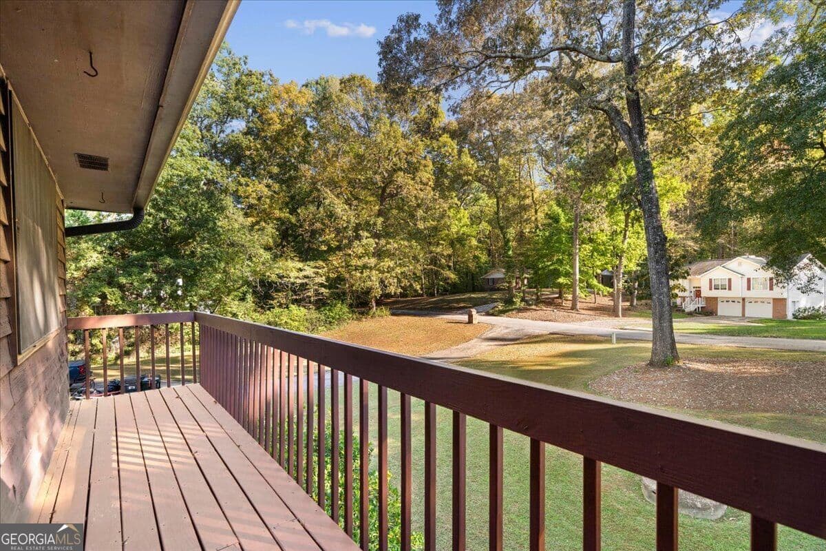 3 bedroom, 3 bathroom, 3,240 sq ft single family residence for sale at 2811 Deerfield Drive, Lithia Springs, GA 30122 — photo 9