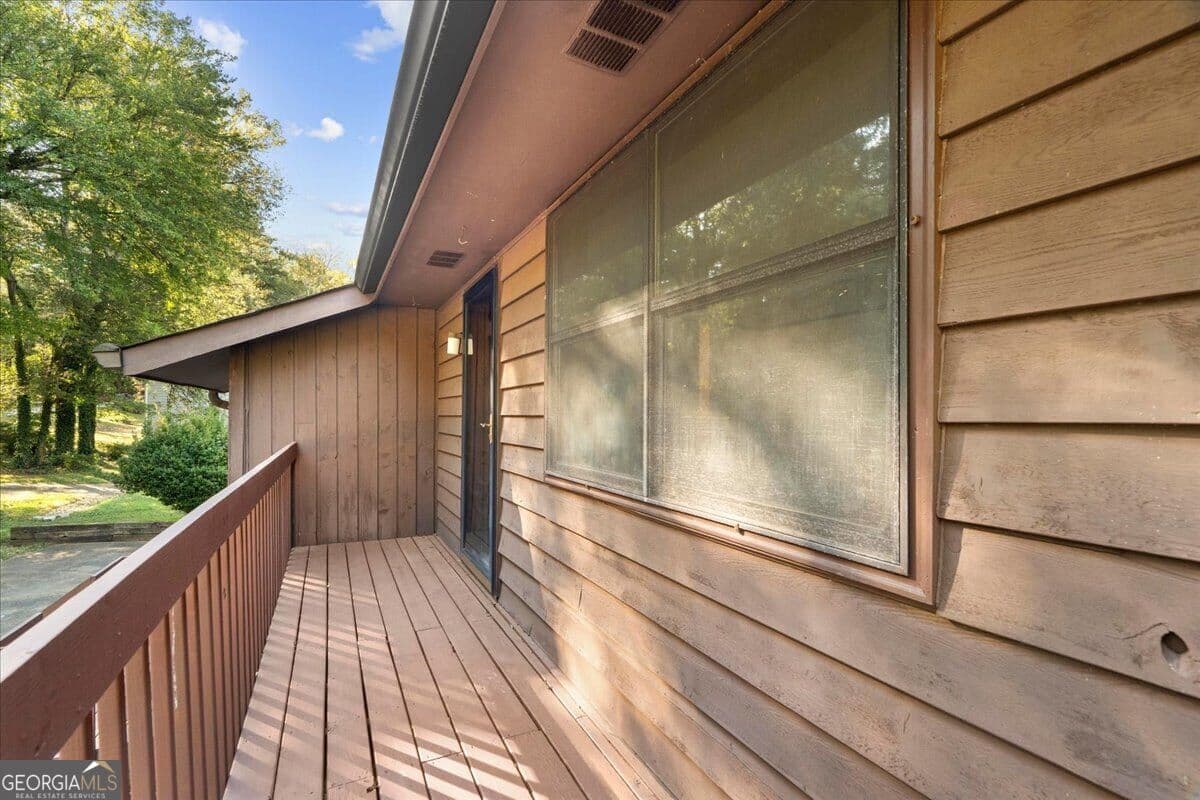 3 bedroom, 3 bathroom, 3,240 sq ft single family residence for sale at 2811 Deerfield Drive, Lithia Springs, GA 30122 — photo 10