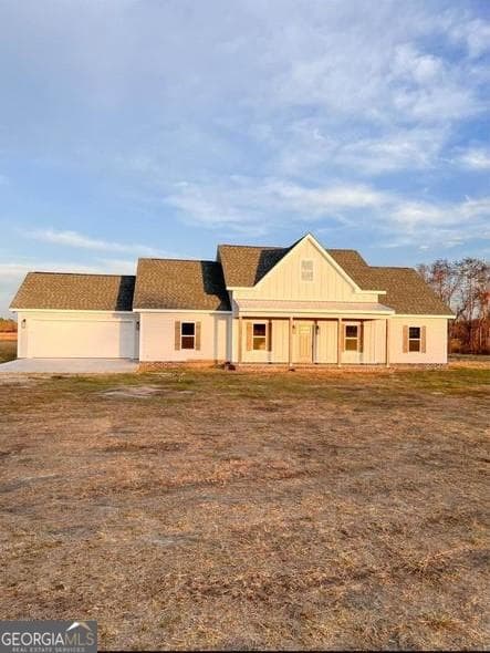 3 bedroom, 2 bathroom, 1,878 sq ft single family residence sold at 4407 Altamaha School Road, Baxley, GA 31513