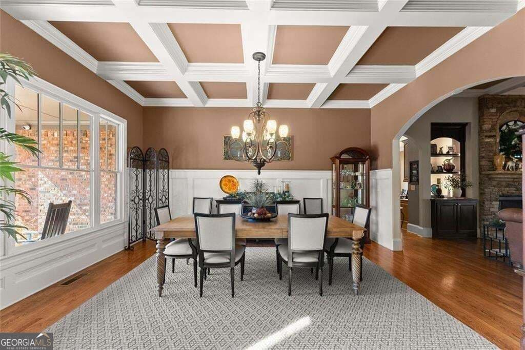 5 bedroom, 5 bathroom, 6,497 sq ft single family residence for sale at 1875 Southers Circle, Suwanee, GA 30024 — photo 5