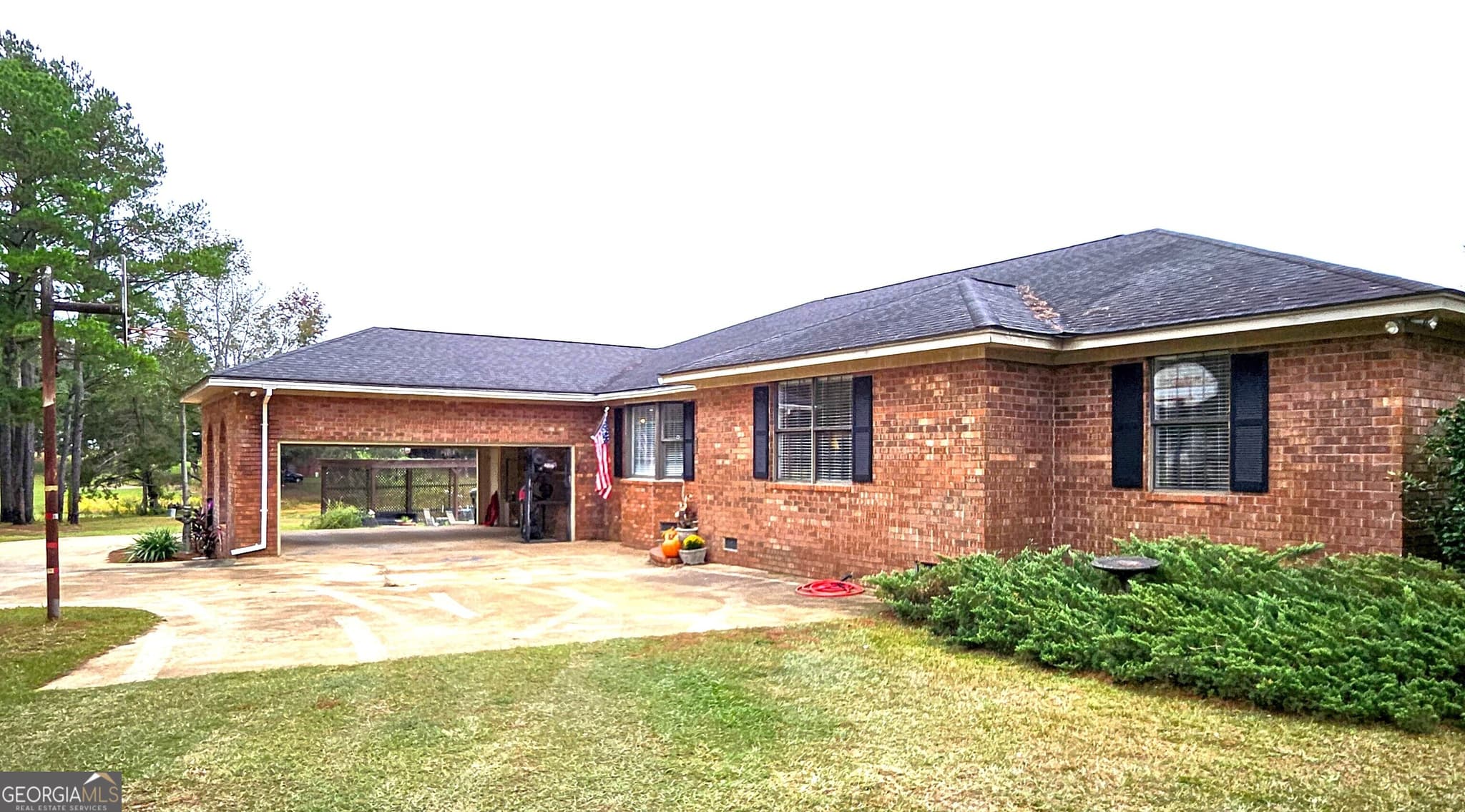 4 bedroom, 4 bathroom, 4,780 sq ft single family residence for sale at 290 Long Road, Bainbridge, GA 39817 — photo 3