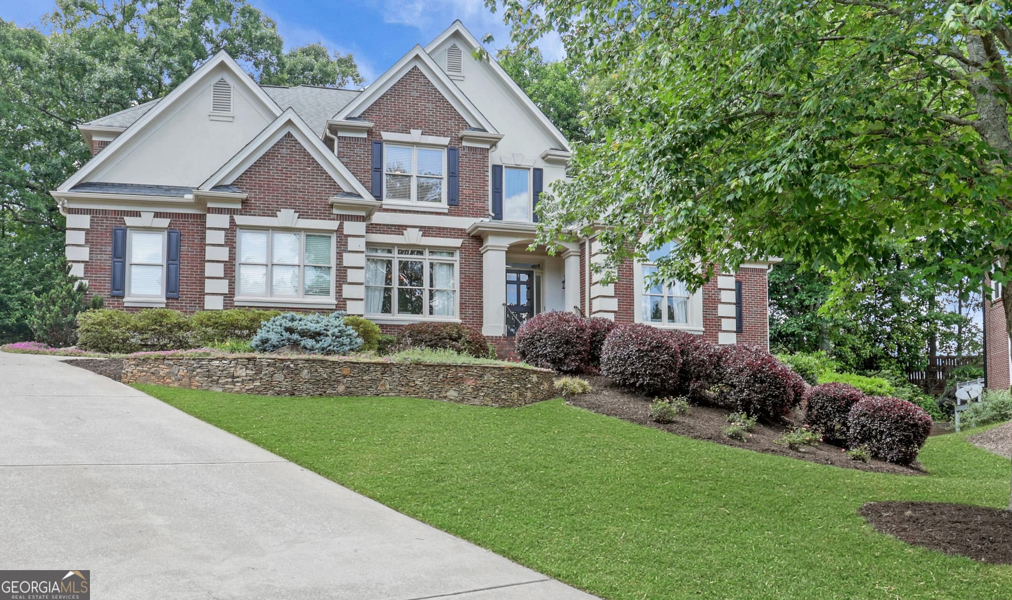 4 bedroom, 3.5 bathroom, 3,084 sq ft single family residence sold at 550 Heron Run Court, Milton, GA 30004