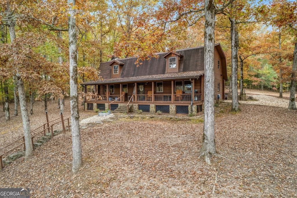 3 bedroom, 2.5 bathroom, 2,366 sq ft cabin,single family residence for sale at 1820 Salem Road, Lagrange, GA 30241 — photo 3