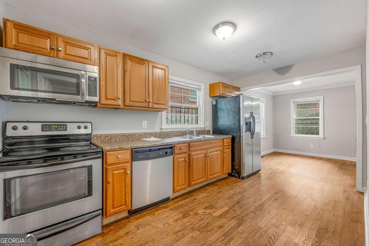 3 bedroom, 1 bathroom, 1,228 sq ft single family residence for rent at 847 Gertrude Place, Atlanta, GA 30318 for $1,900 a month — photo 5