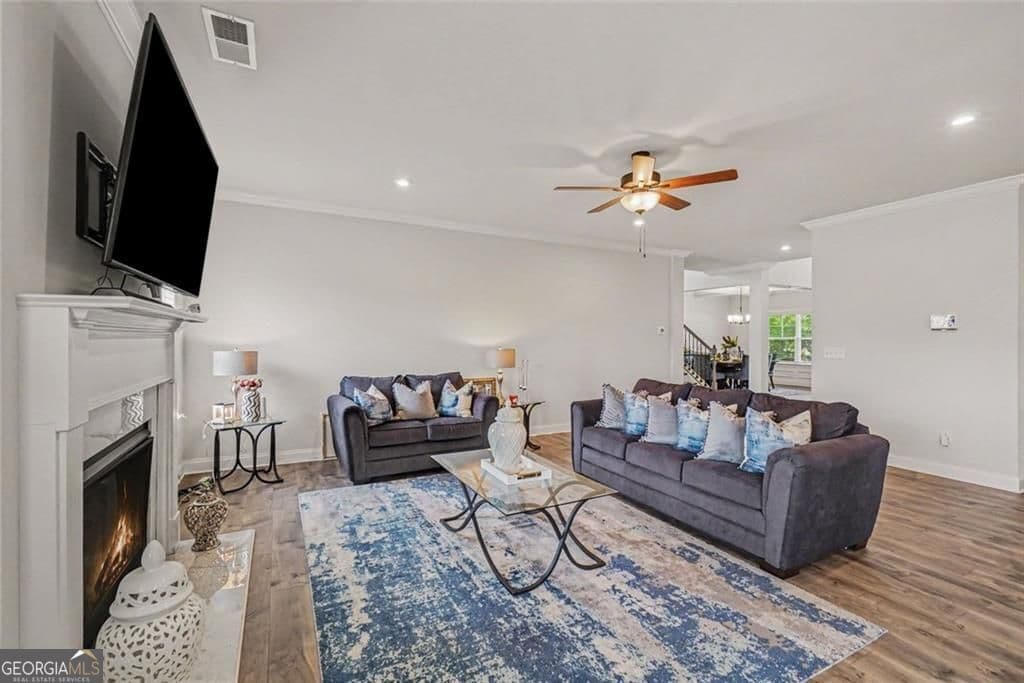 4 bedroom, 3.5 bathroom, 3,450 sq ft single family residence for sale at 4210 Wild Country Court, Douglasville, GA 30135 — photo 6
