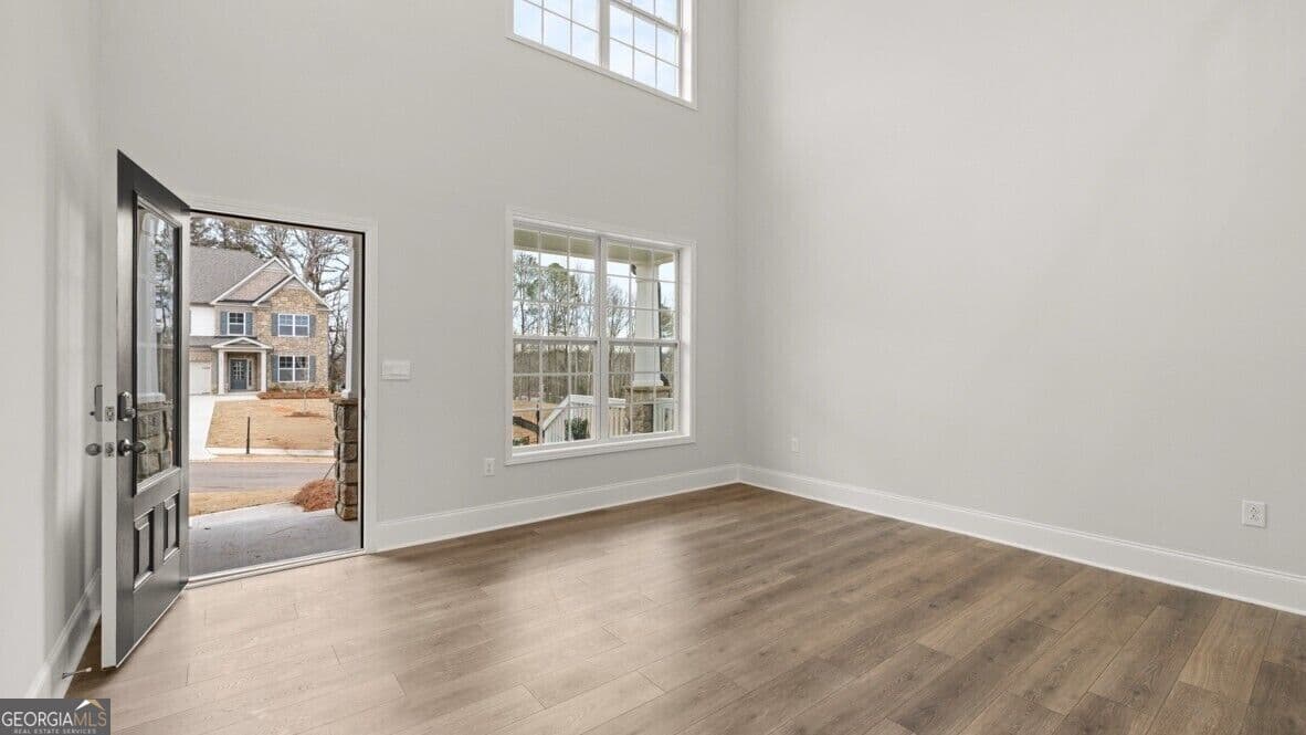 5 bedroom, 4 bathroom, 3,363 sq ft single family residence for sale at 5130 Thalley Creek Drive, Cumming, GA 30040 — photo 4