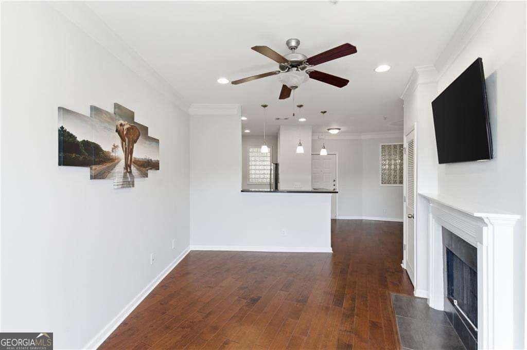 1 bedroom, 1 bathroom, 780 sq ft condominium for rent at 10 Perimeter Summi Boulevard 4443, Atlanta, GA 30319 for $1,690 a month — photo 6