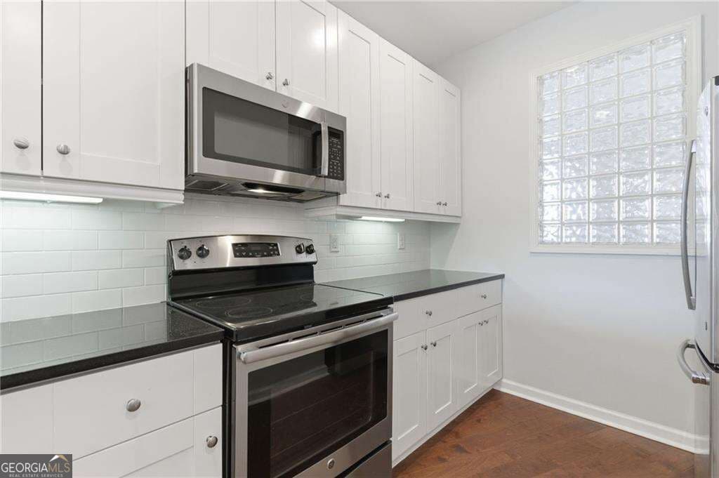 1 bedroom, 1 bathroom, 780 sq ft condominium for rent at 10 Perimeter Summi Boulevard 4443, Atlanta, GA 30319 for $1,690 a month — photo 8