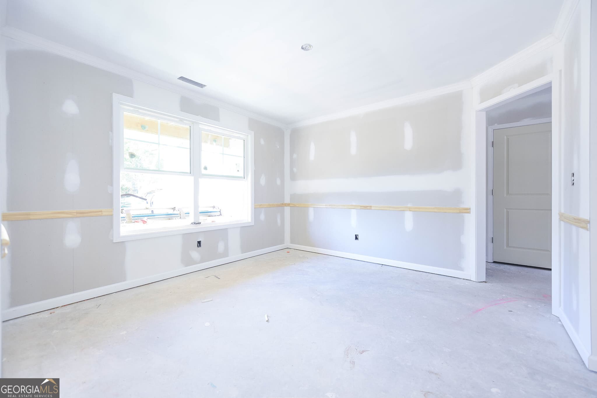 3 bedroom, 2 bathroom, 1,685 sq ft single family residence for sale at 116 Fuller Court, Grantville, GA 30220 — photo 5
