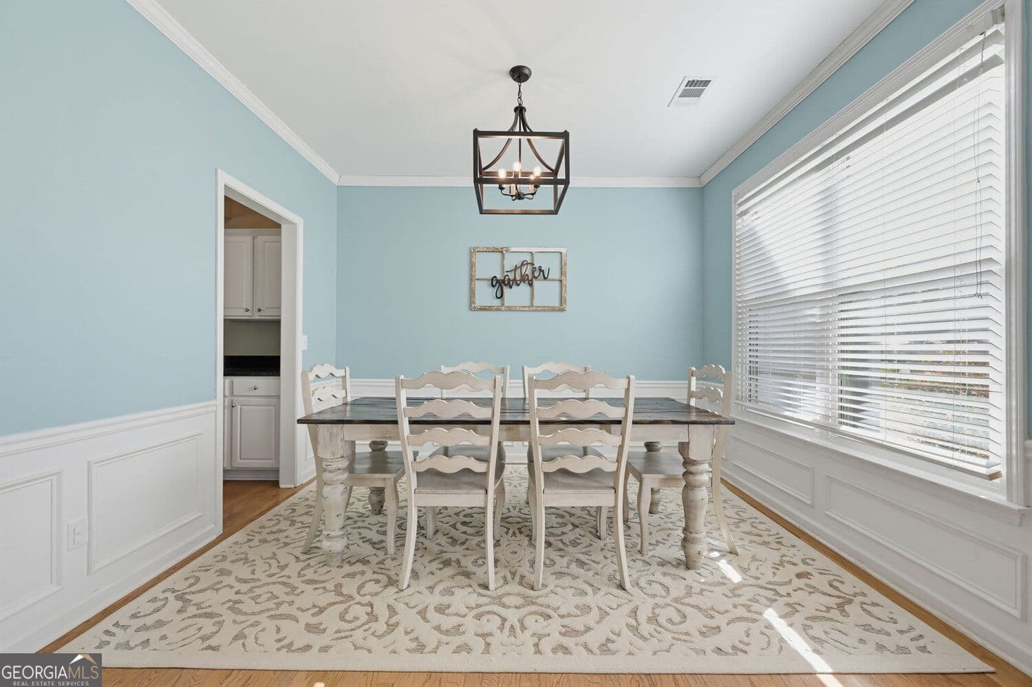 4 bedroom, 2.5 bathroom, 2,436 sq ft single family residence for sale at 4345 Sugar Maple Chase, Acworth, GA 30101 — photo 4