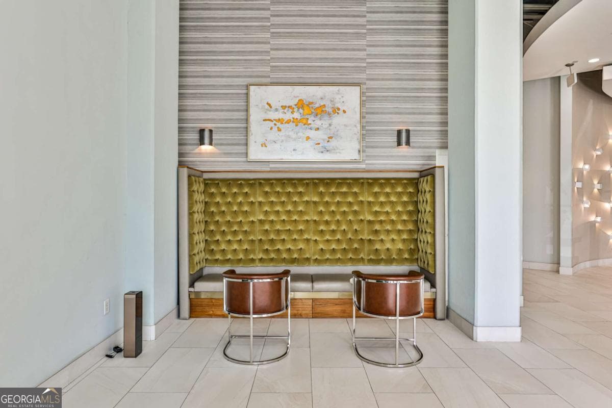 1 bedroom, 1 bathroom, 779 sq ft condominium for sale at 250 Pharr Road 712, Atlanta, GA 30305 — photo 9