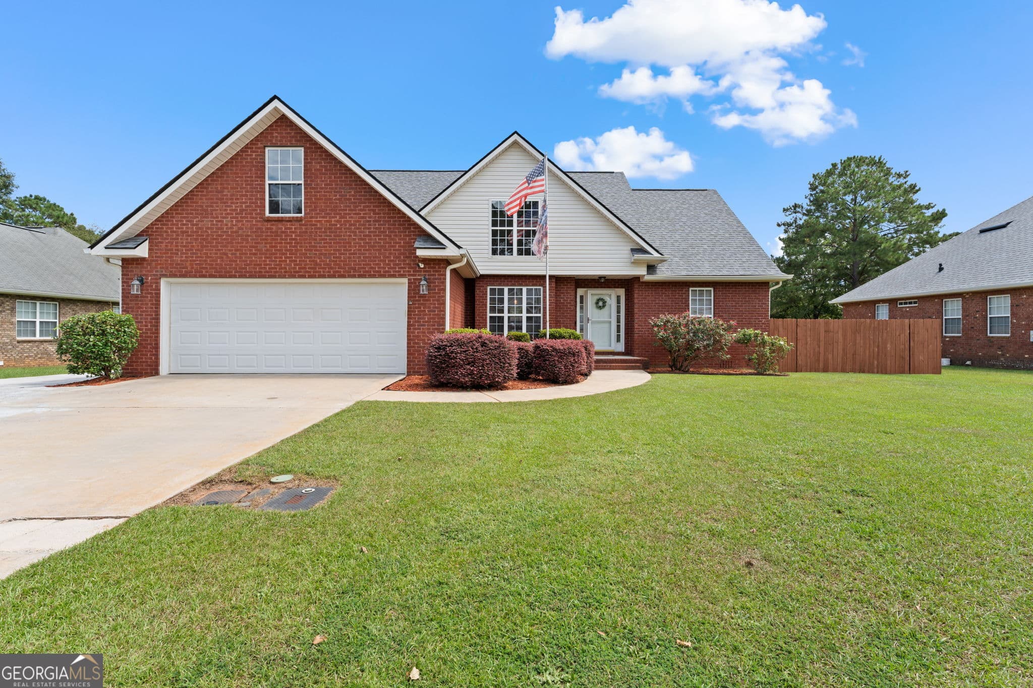 5 bedroom, 3 bathroom, 2,358 sq ft single family residence for sale at 318 Christopher Luke Circle, Perry, GA 31069