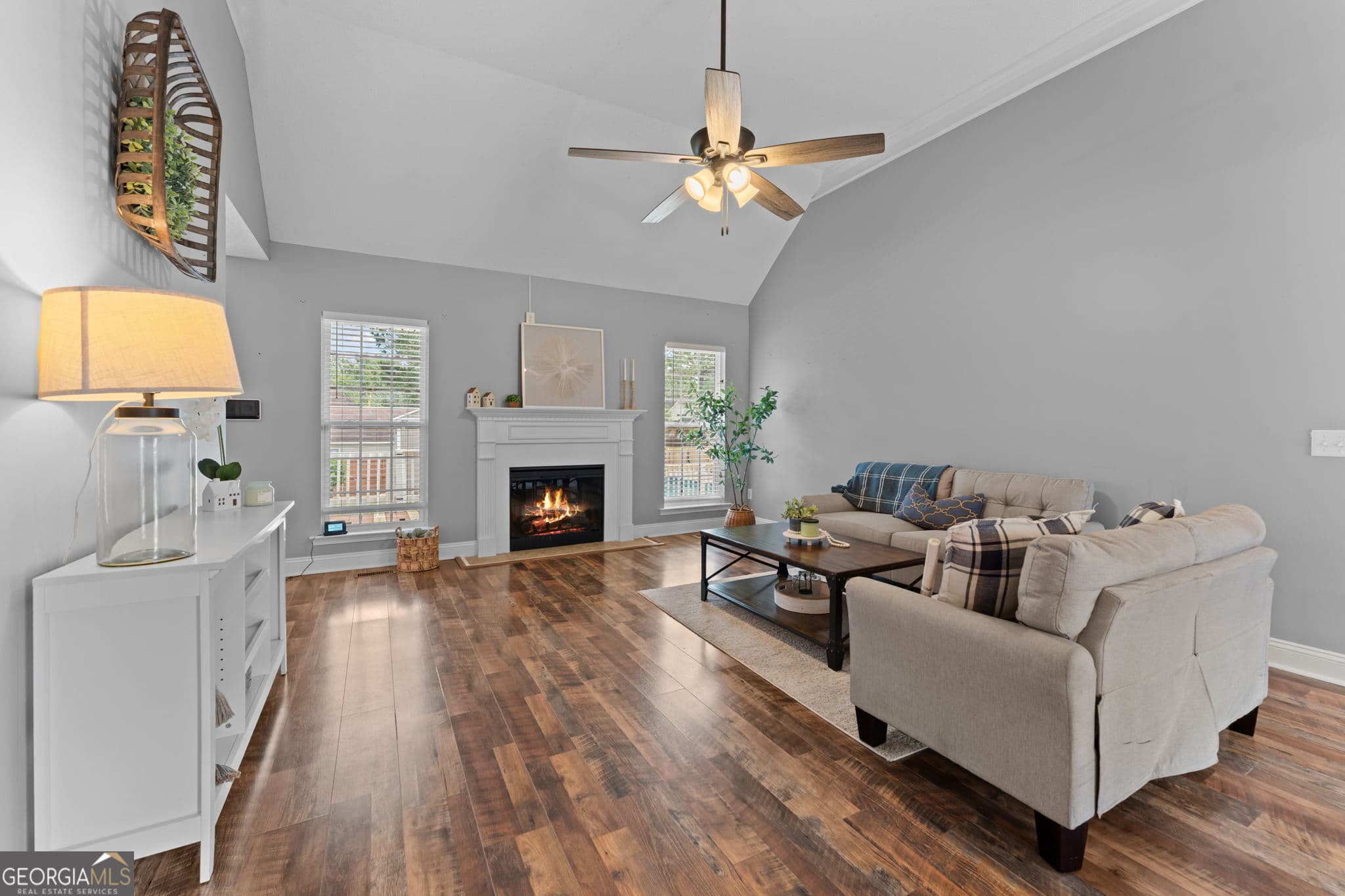 5 bedroom, 3 bathroom, 2,358 sq ft single family residence for sale at 318 Christopher Luke Circle, Perry, GA 31069 — photo 9