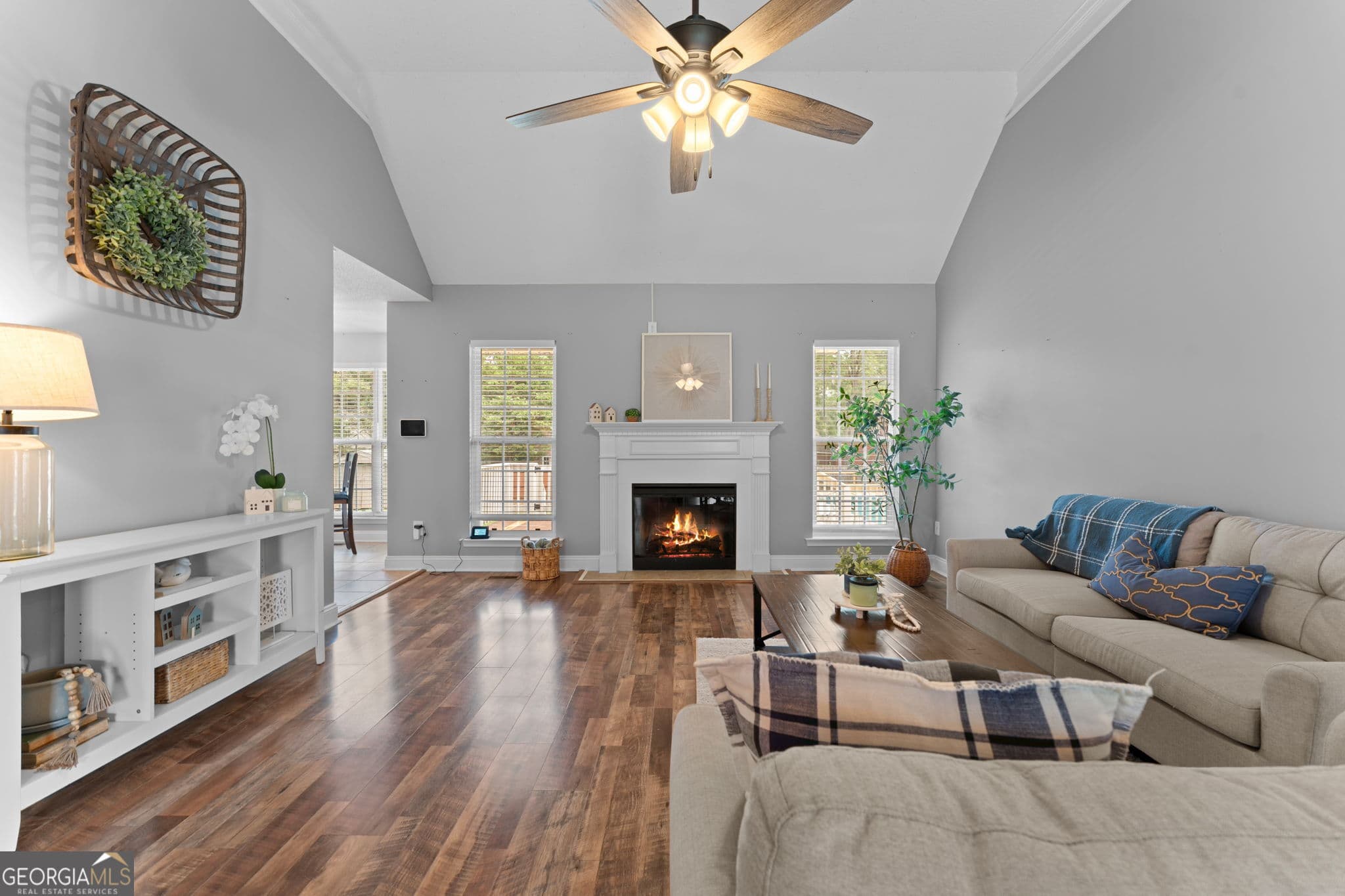 5 bedroom, 3 bathroom, 2,358 sq ft single family residence for sale at 318 Christopher Luke Circle, Perry, GA 31069 — photo 10