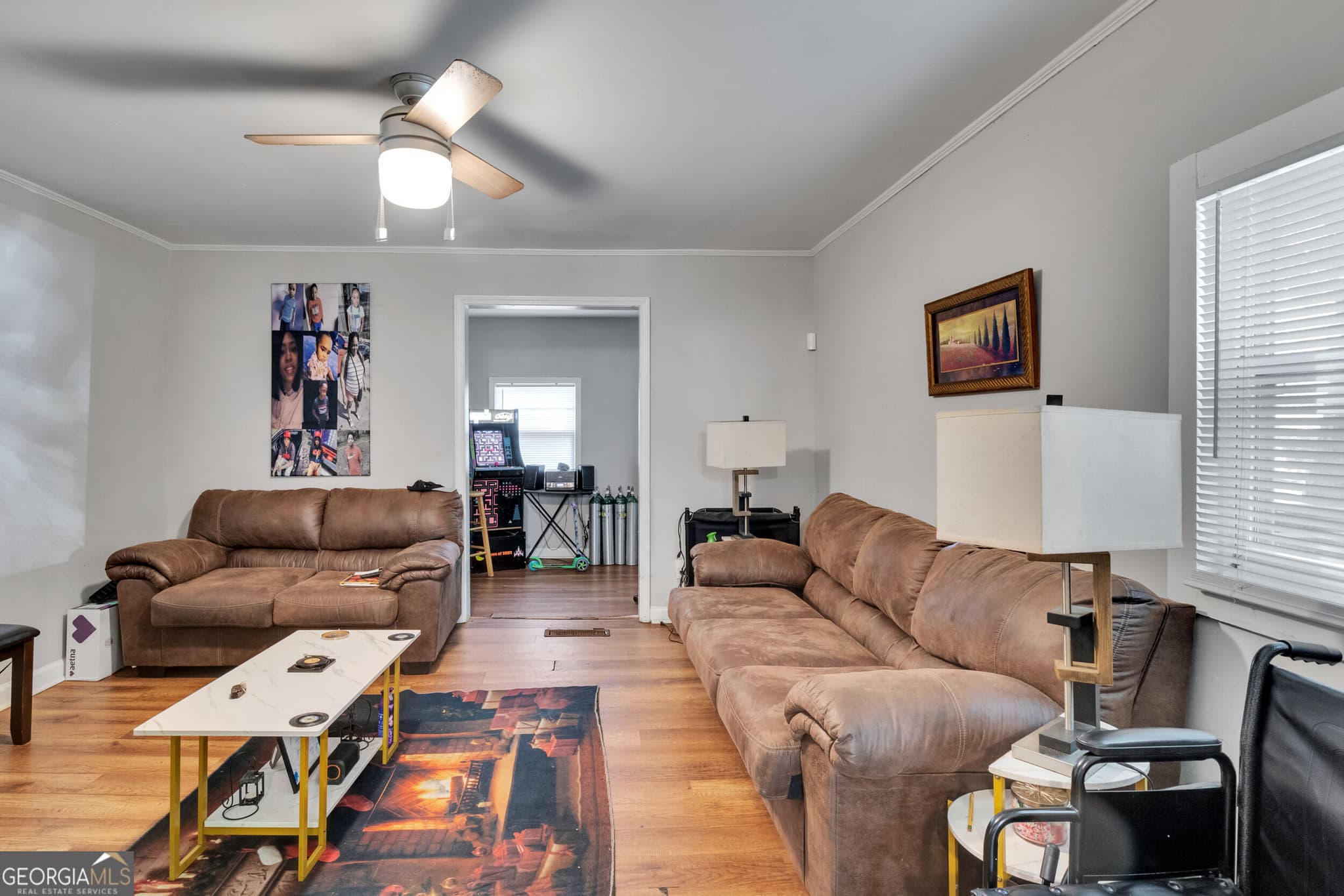 3 bedroom, 1 bathroom, 956 sq ft single family residence for sale at 136 Holly Road, Atlanta, GA 30314 — photo 4