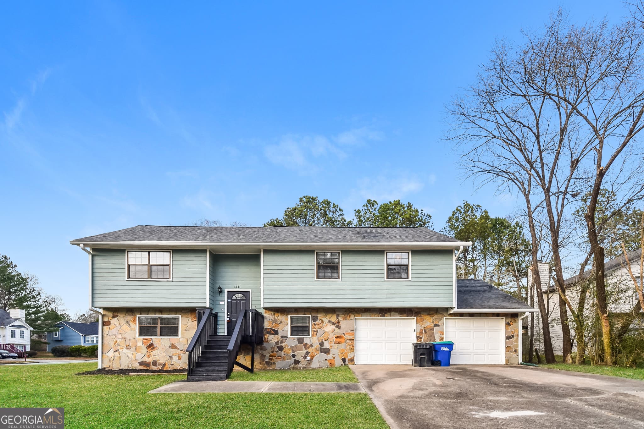 4 bedroom, 3 bathroom, 2,020 sq ft single family residence sold at 300 Renee Dawn Court, Riverdale, GA 30296
