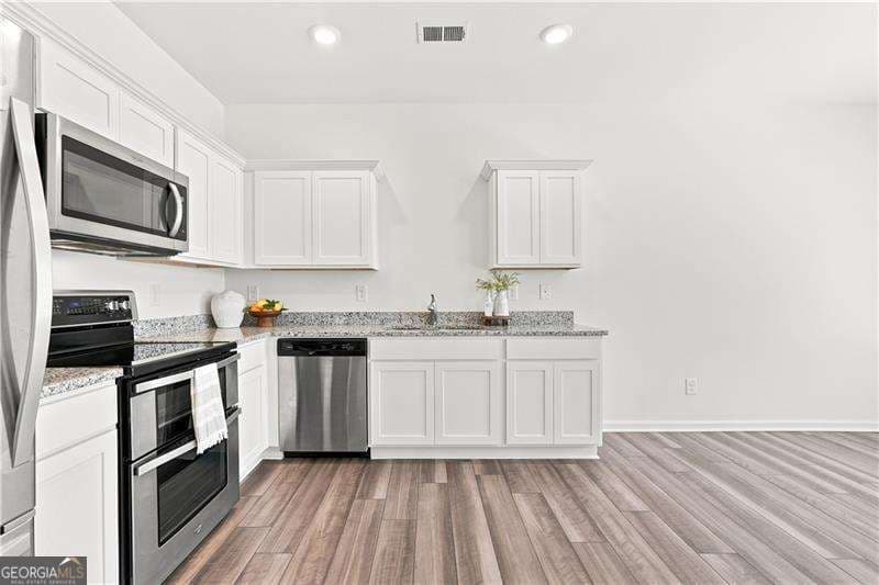 2 bedroom, 2.5 bathroom, 1,420 sq ft townhouse for sale at 1052 Paddington Drive, Cartersville, GA 30120 — photo 5