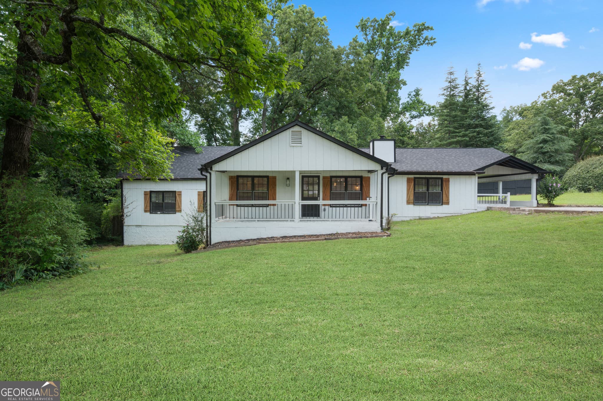 4 bedroom, 2.5 bathroom, 2,256 sq ft single family residence sold at 558 Buchanan Highway, Dallas, GA 30157