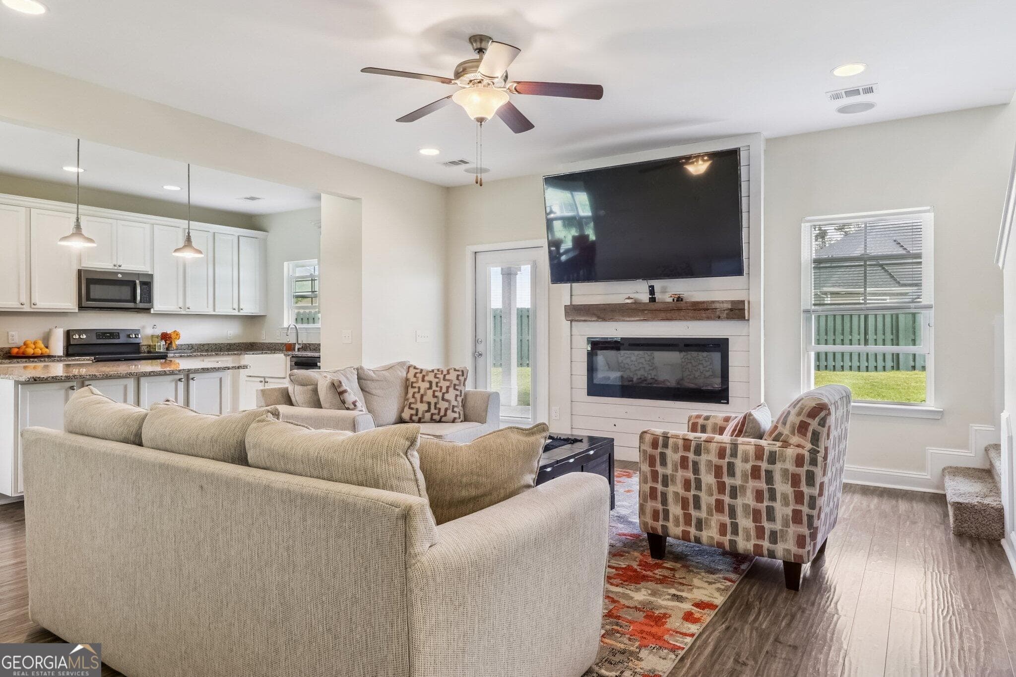 4 bedroom, 3 bathroom, 2,642 sq ft single family residence for sale at 135 Shelton Street, Richmond Hill, GA 31324 — photo 2