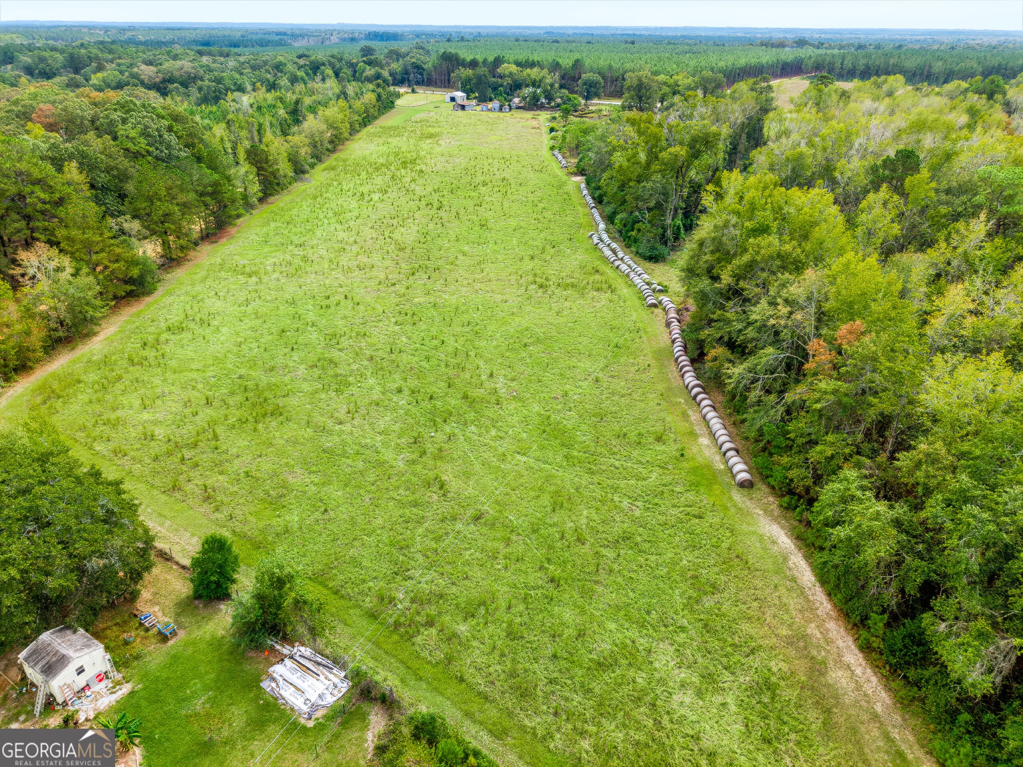 3 bedroom, 2 bathroom, 2,199 sq ft farm for sale at 863 Effingham Highway, Sylvania, GA 30467 — photo 3