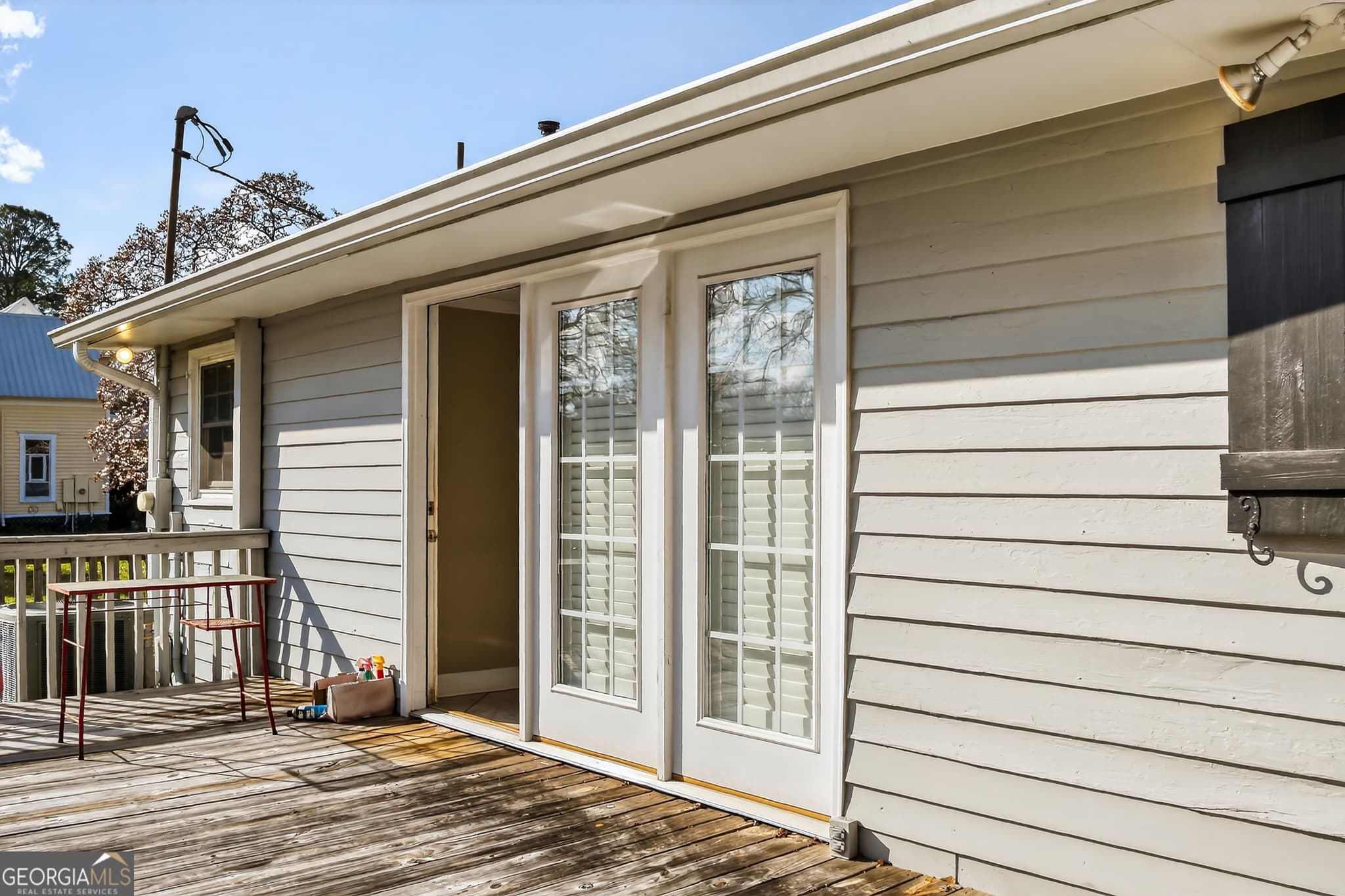 3 bedroom, 2 bathroom, 2,430 sq ft single family residence for sale at 606 W Liberty Street, Claxton, GA 30417 — photo 9