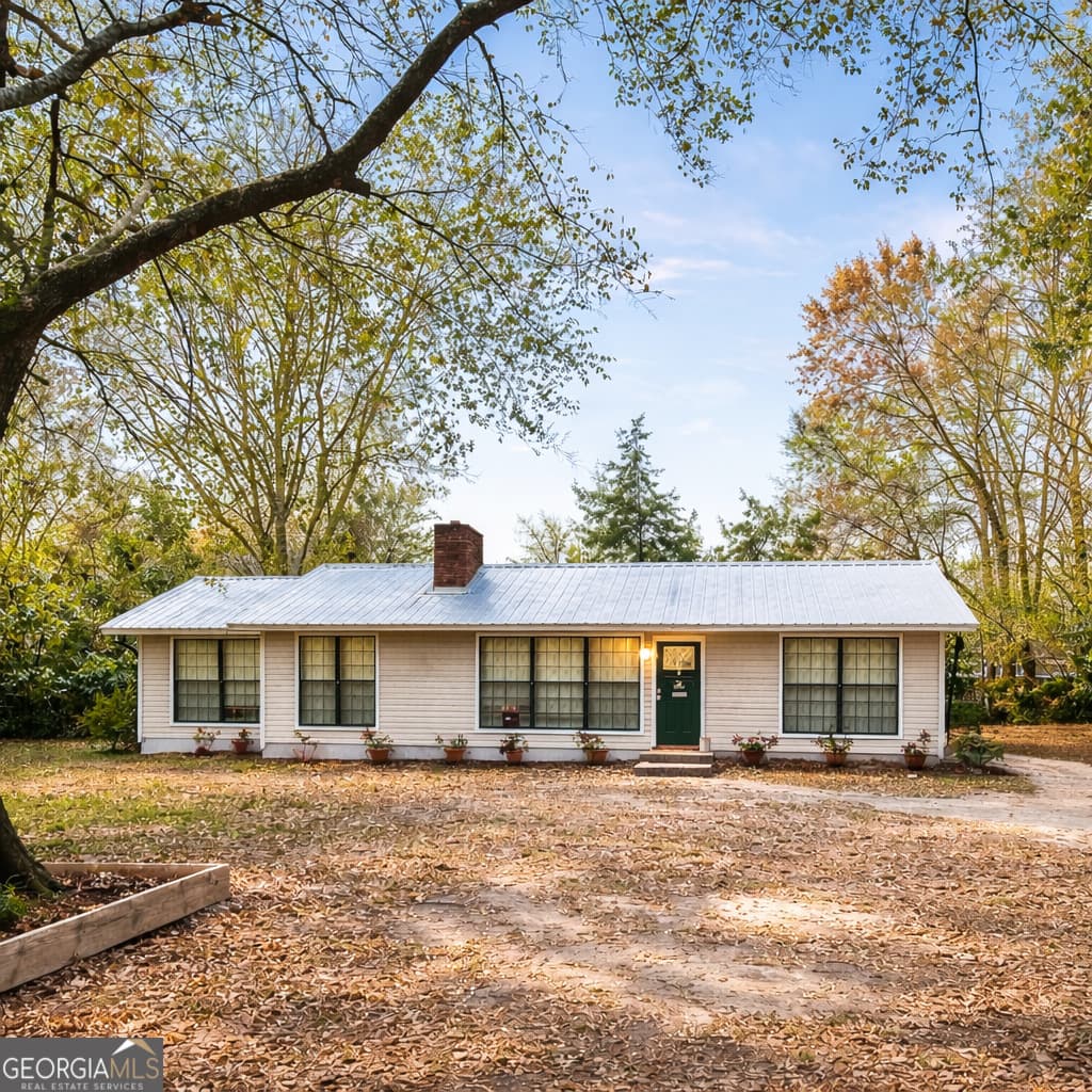 3 bedroom, 2 bathroom, 1,248 sq ft single family residence sold at 221 Sylvan Heights Drive, Sylvania, GA 30467