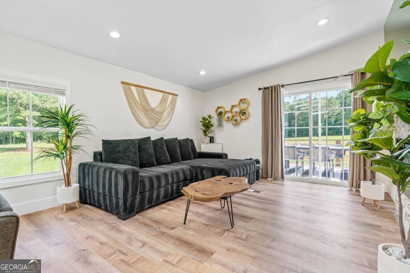 3 bedroom, 2 bathroom, 1,728 sq ft manufactured home,single family residence for sale at 163 Leonard Road, Lagrange, GA 30241 — photo 10