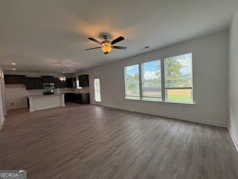 4 bedroom, 2.5 bathroom, 2,154 sq ft single family residence for sale at 126 Royal Tern Lane, Warner Robins, GA 31093 — photo 6