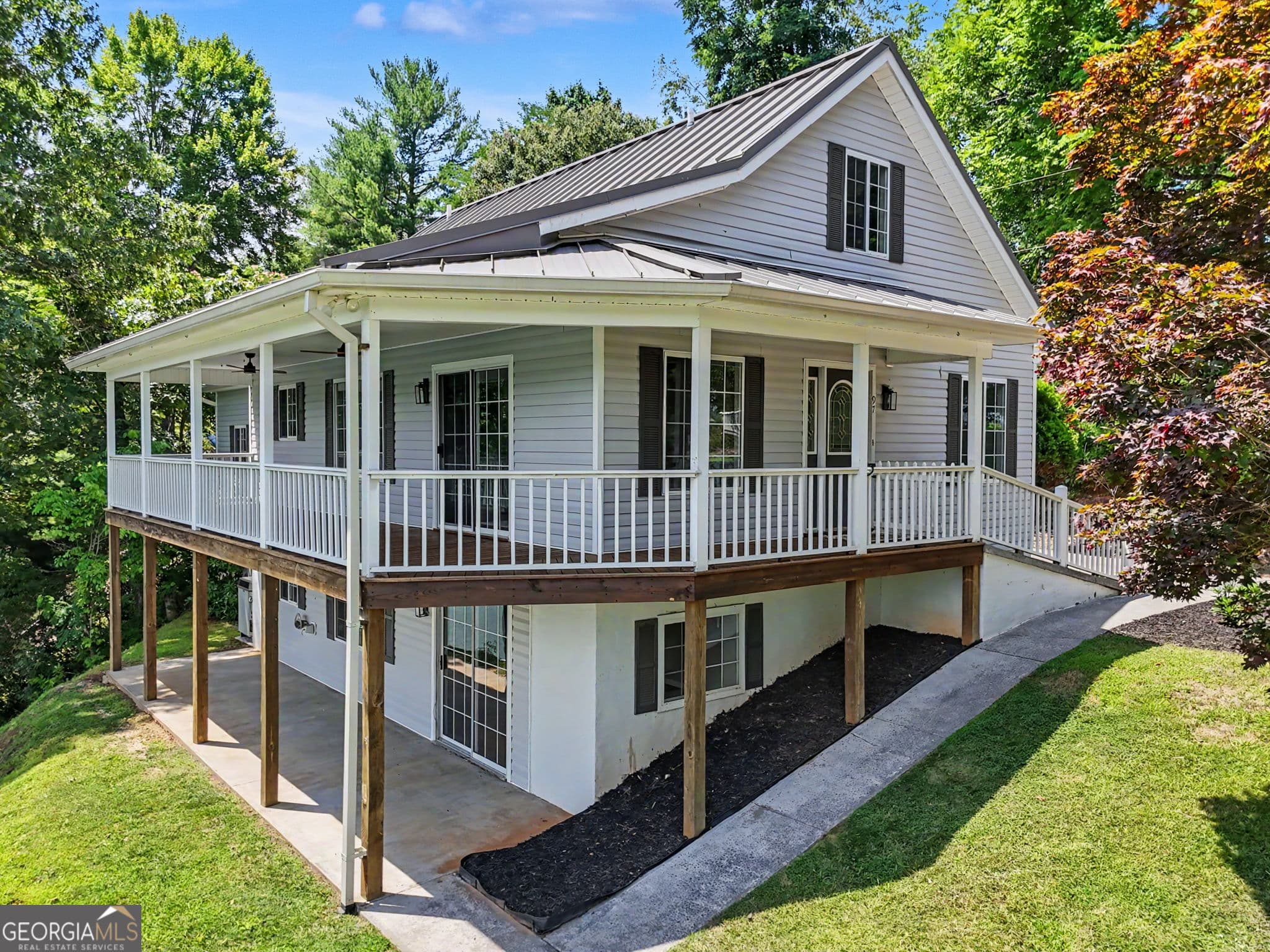 3 bedroom, 2.5 bathroom, 3,287 sq ft single family residence for sale at 97 Kilmoore Lane, Hayesville, NC 28904 — photo 5
