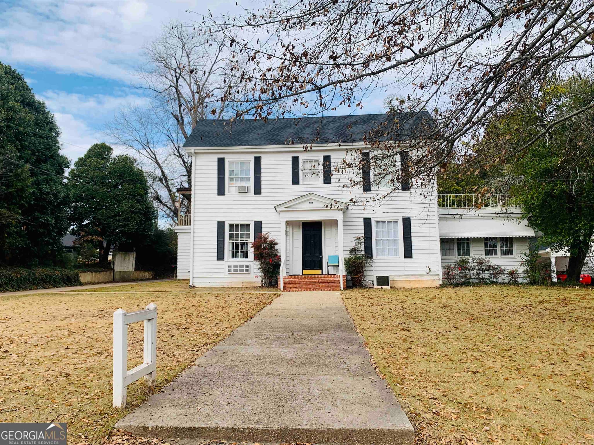 1 bedroom, 1 bathroom, 750 sq ft single family residence for rent at 504 Broad Street APT 7, Lagrange, GA 30240 for $750 a month