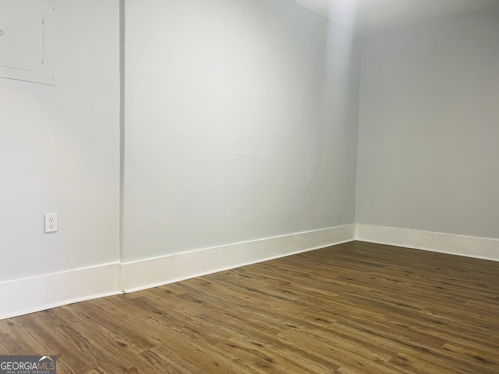 1 bedroom, 1 bathroom, 750 sq ft single family residence for rent at 504 Broad Street APT 7, Lagrange, GA 30240 for $750 a month — photo 9