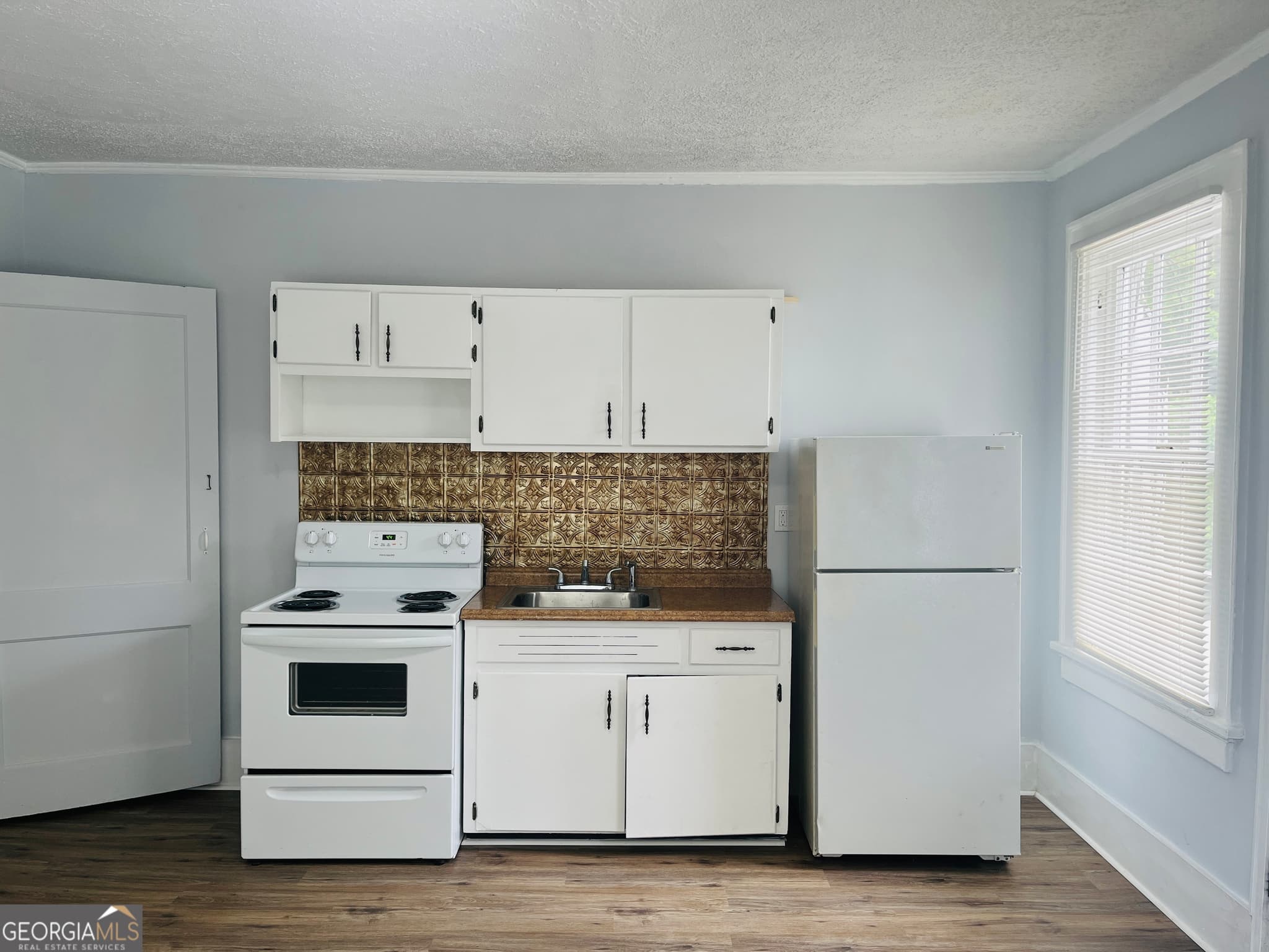1 bedroom, 1 bathroom, 750 sq ft single family residence for rent at 504 Broad Street APT 7, Lagrange, GA 30240 for $750 a month — photo 8