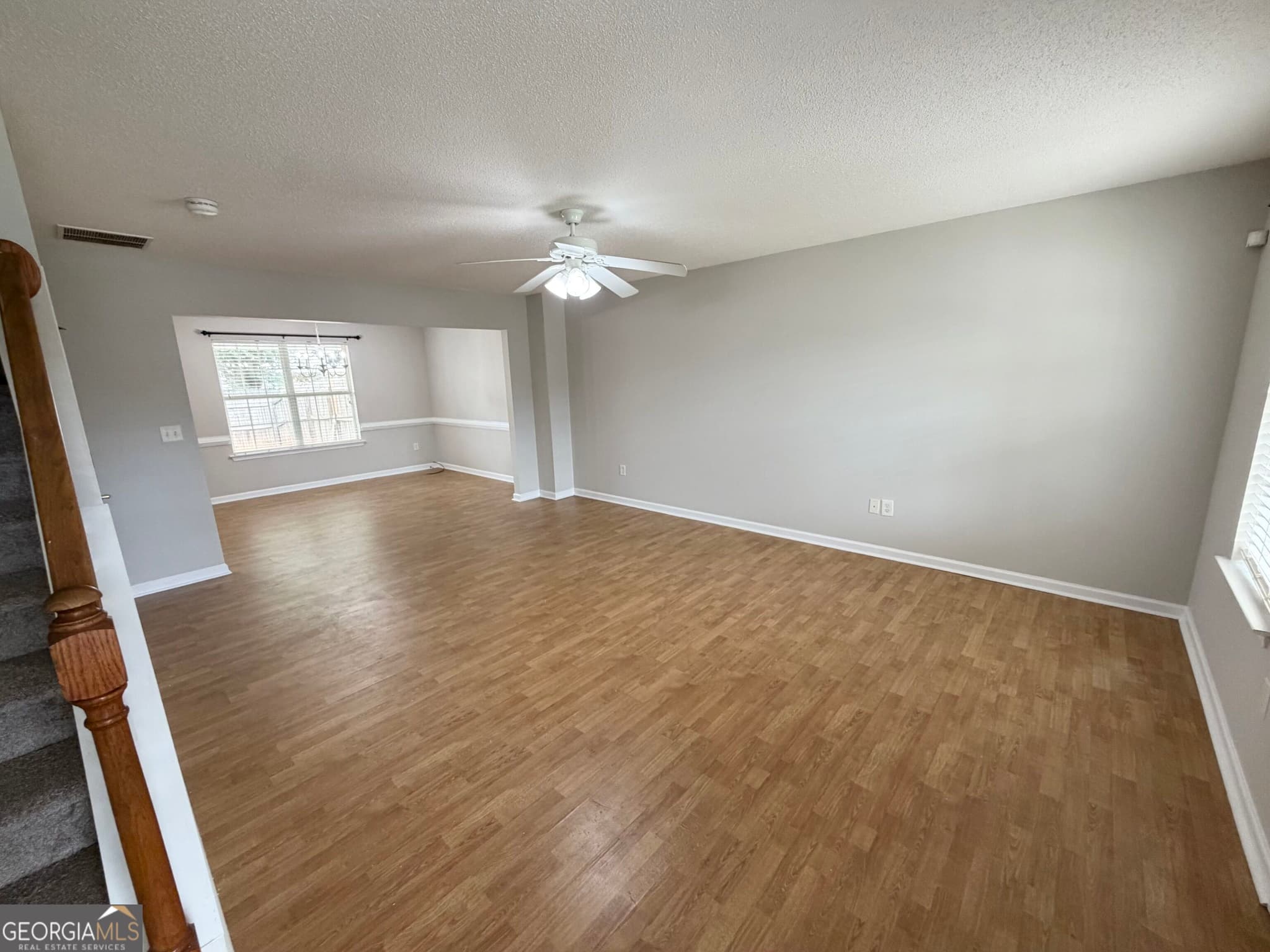 3 bedroom, 2.5 bathroom, 1,708 sq ft townhouse for sale at 2015 Village Run Drive, Mcdonough, GA 30252 — photo 6