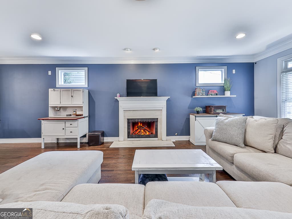 4 bedroom, 3.5 bathroom, 2,198 sq ft single family residence for sale at 925 Rice Street, Atlanta, GA 30318 — photo 3