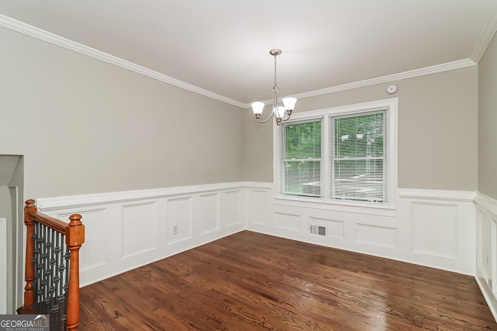 4 bedroom, 2 bathroom, 1,517 sq ft single family residence for sale at 3404 Sherrod Drive, Marietta, GA 30008 — photo 6