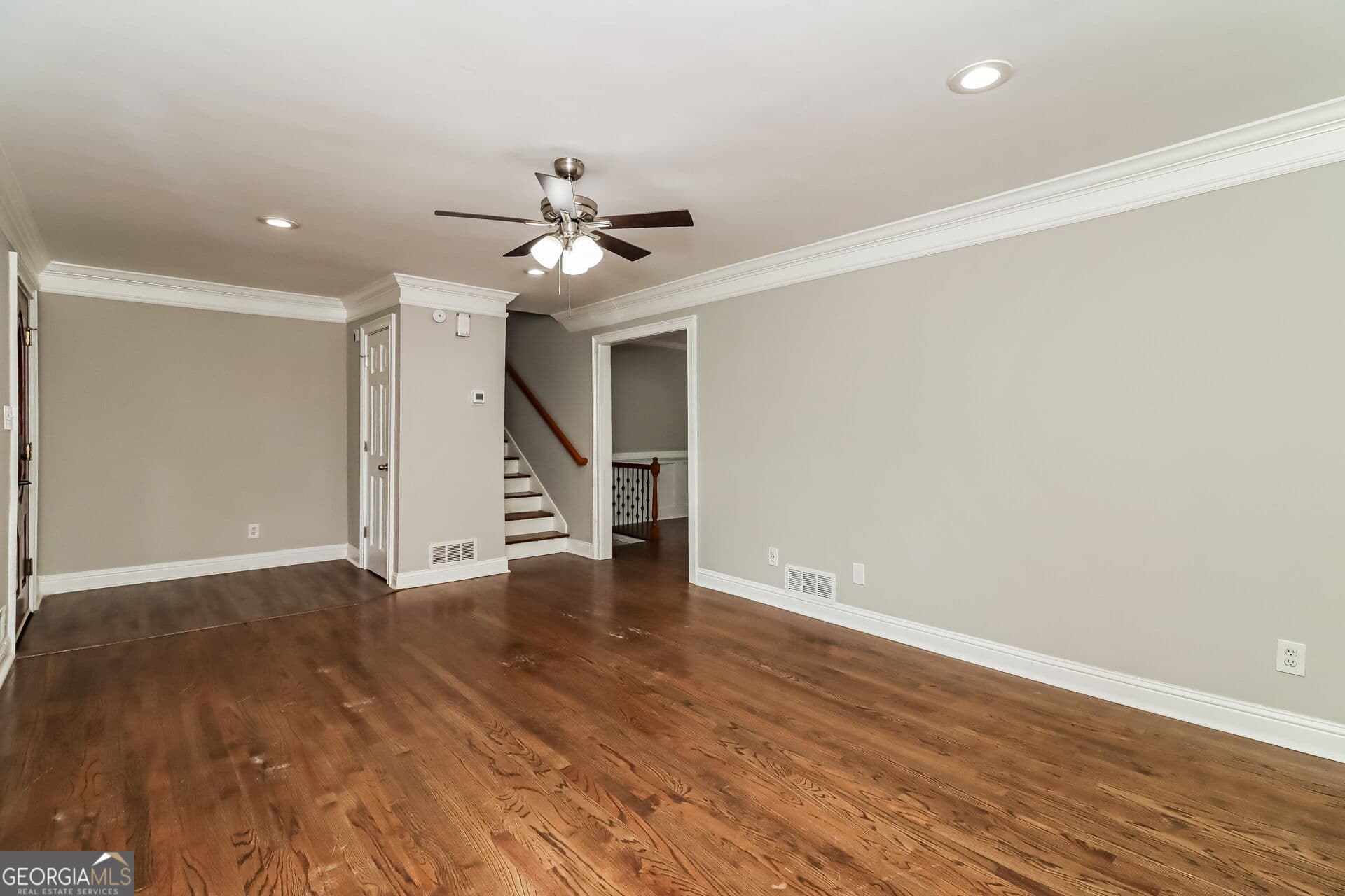 4 bedroom, 2 bathroom, 1,517 sq ft single family residence for sale at 3404 Sherrod Drive, Marietta, GA 30008 — photo 4
