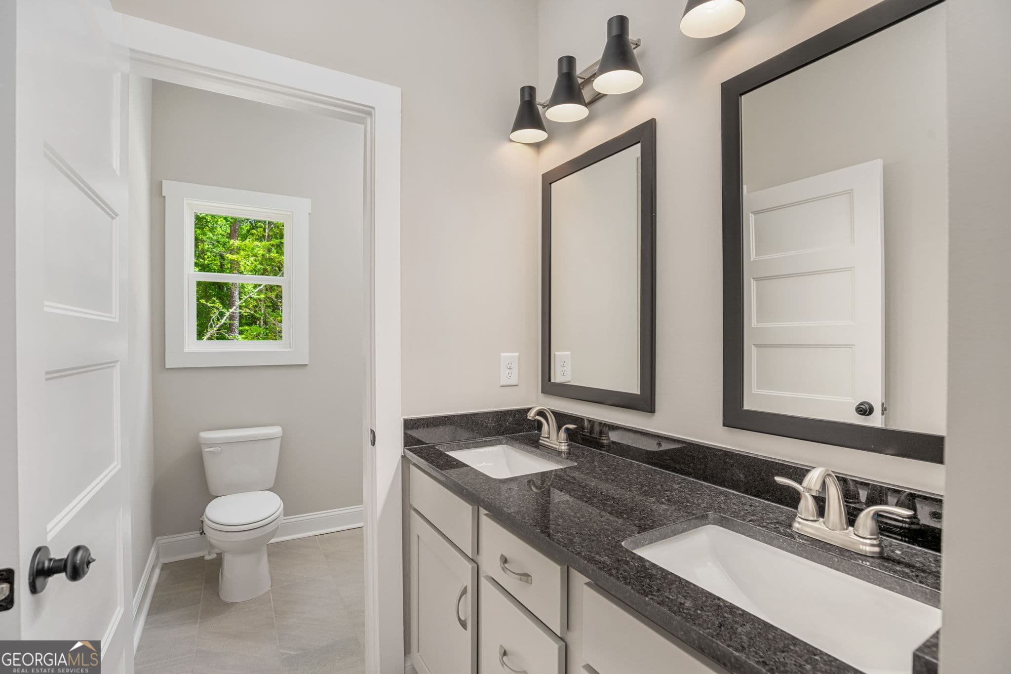 4 bedroom, 2 bathroom, 2,330 sq ft single family residence for sale at 243 Flint Farms Drive, Concord, GA 30206 — photo 6