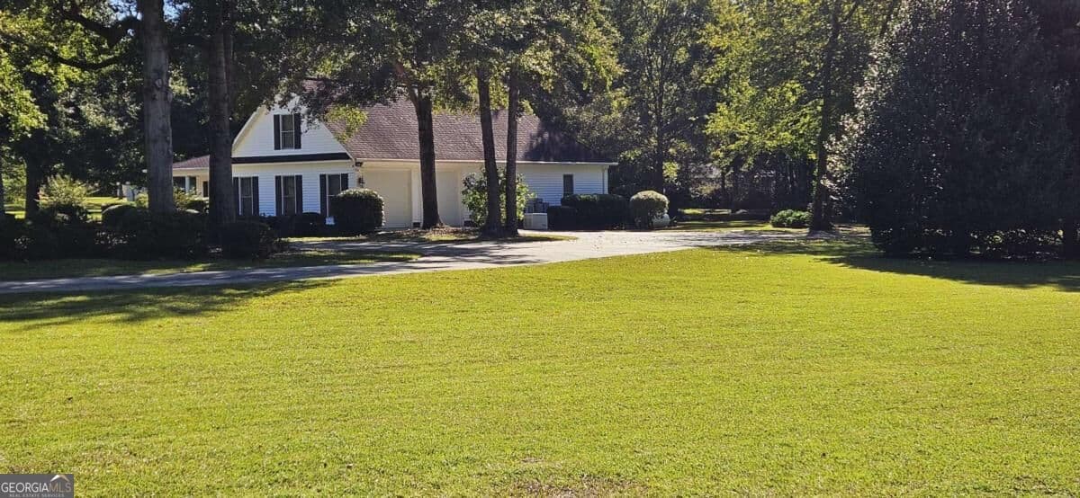 4 bedroom, 3 bathroom, 2,744 sq ft single family residence for sale at 330 Maria Sorrell Road, Statesboro, GA 30461 — photo 3