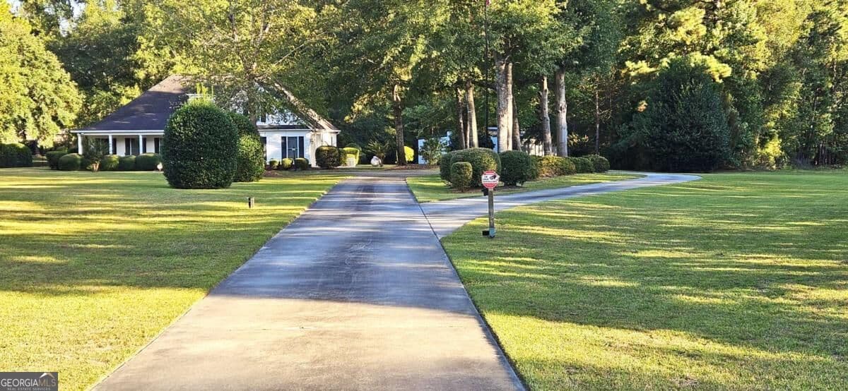 4 bedroom, 3 bathroom, 2,744 sq ft single family residence for sale at 330 Maria Sorrell Road, Statesboro, GA 30461 — photo 5