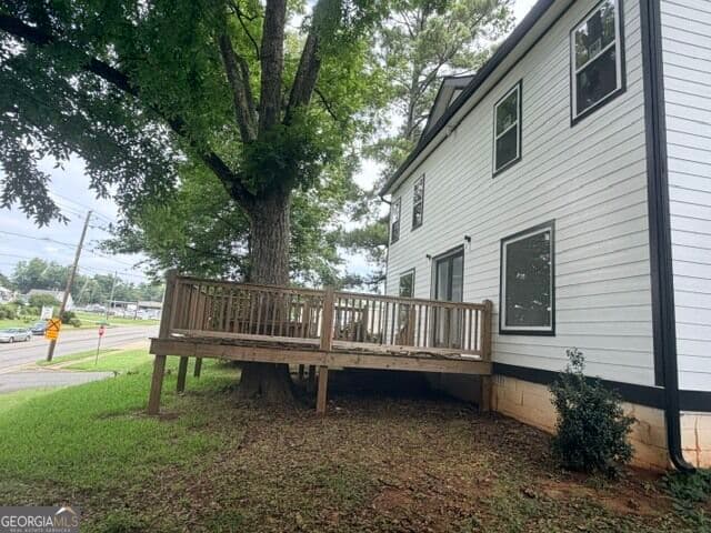 5 bedroom, 3 bathroom, 2,600 sq ft single family residence for sale at 731 N Jefferson Street, Milledgeville, GA 31061 — photo 3