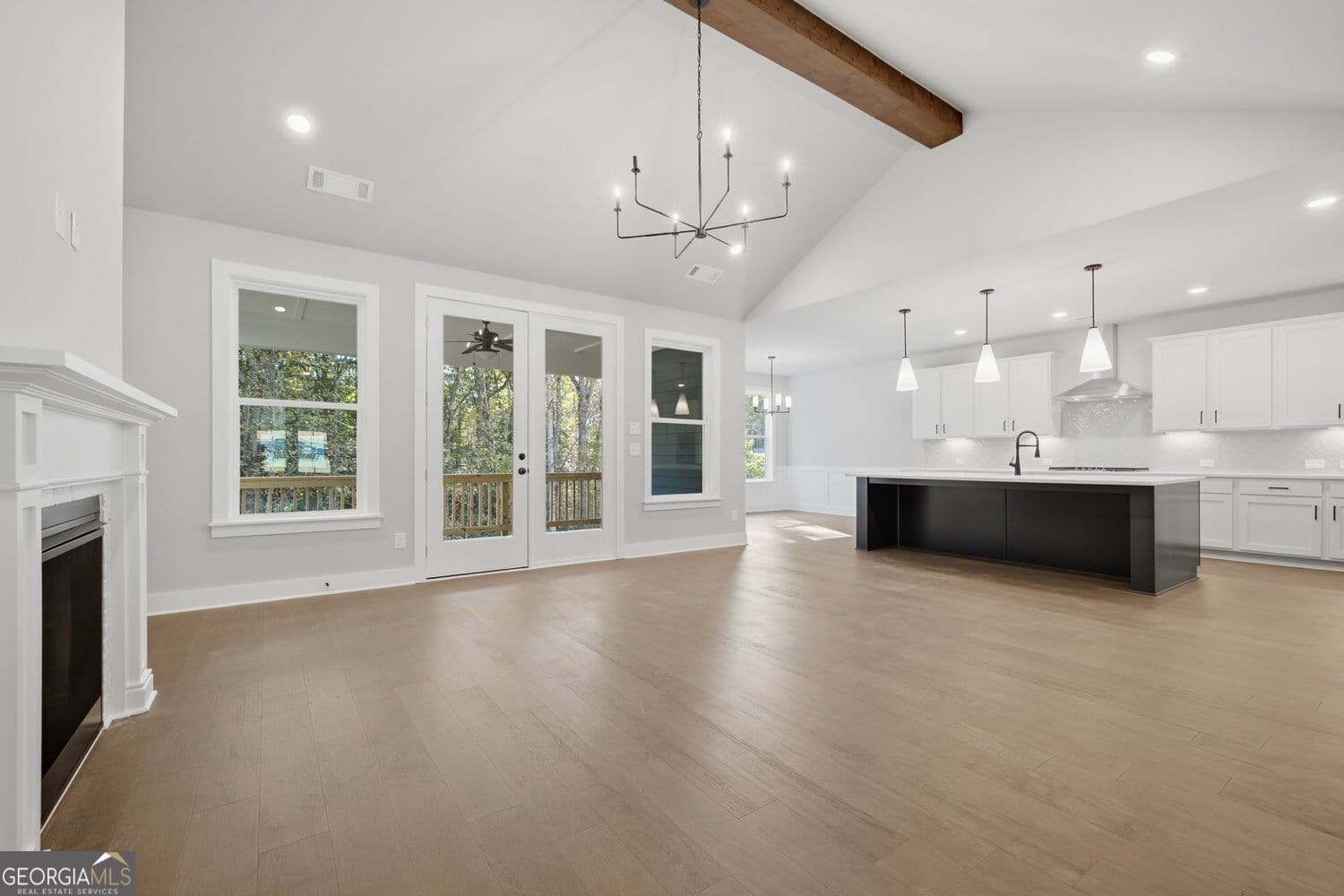 4 bedroom, 3.5 bathroom, 3,043 sq ft single family residence for sale at 8320 Shoal Court, Gainesville, GA 30506 — photo 7