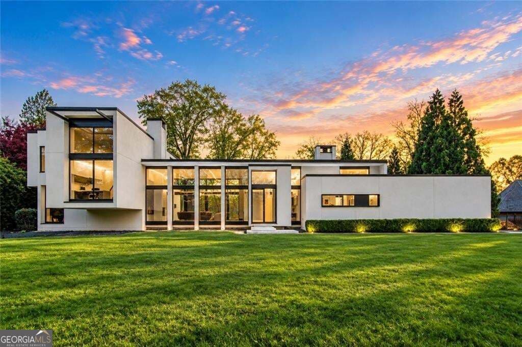 5 bedroom, 7 bathroom, 5,441 sq ft single family residence for sale at 461 Tam Oshanter Drive, Marietta, GA 30067