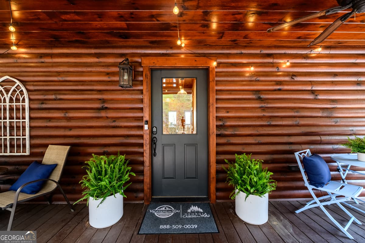 3 bedroom, 3.5 bathroom, 2,880 sq ft cabin,single family residence for sale at 91 Whispering Lake Way, Blue Ridge, GA 30513 — photo 4