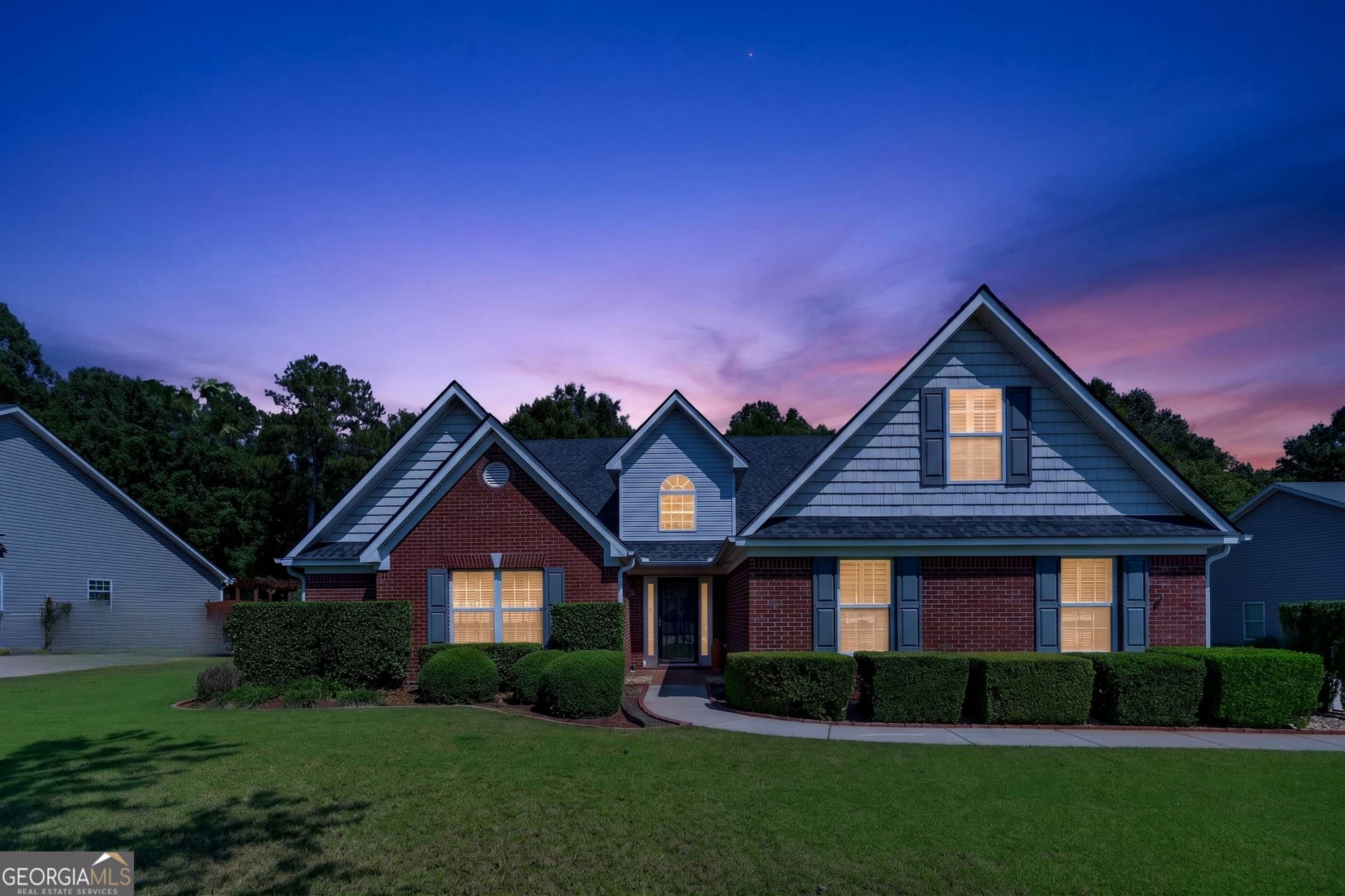 4 bedroom, 3 bathroom, 2,401 sq ft single family residence for sale at 169 Oakwood Drive, Eatonton, GA 31024 — photo 2